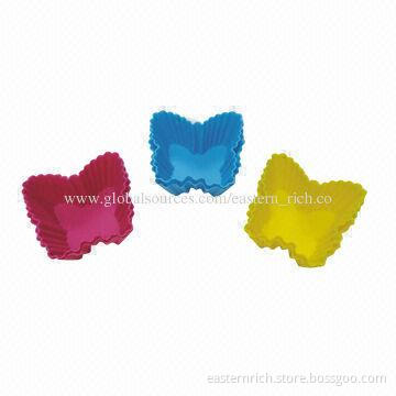 Silicone Cupcake Cups Set with Butterfly, Sized 7.4x7.2x3.1cm